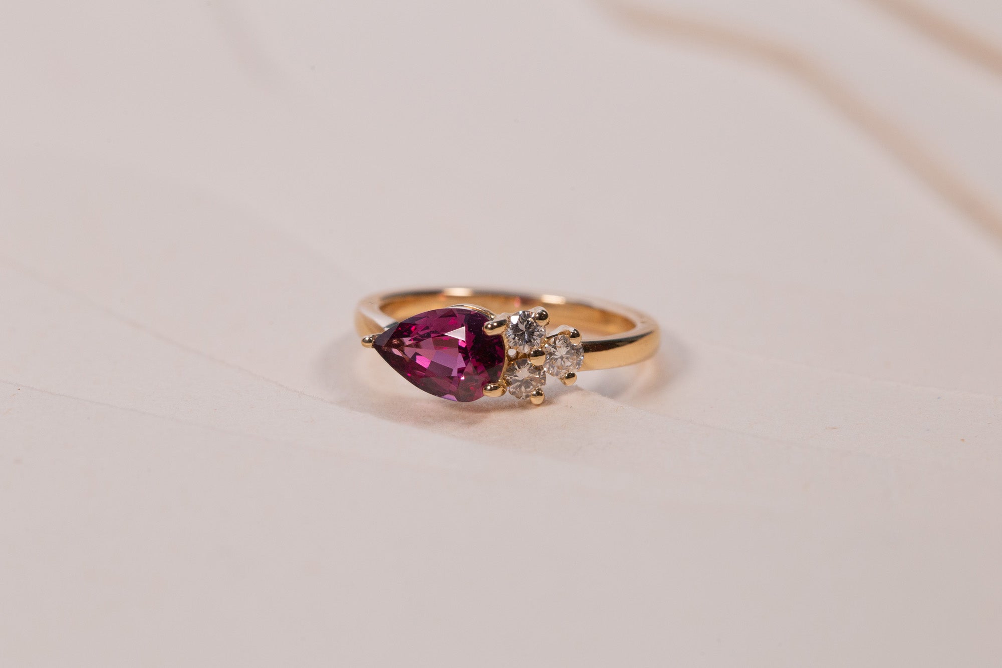 Bague Céleste Grenat