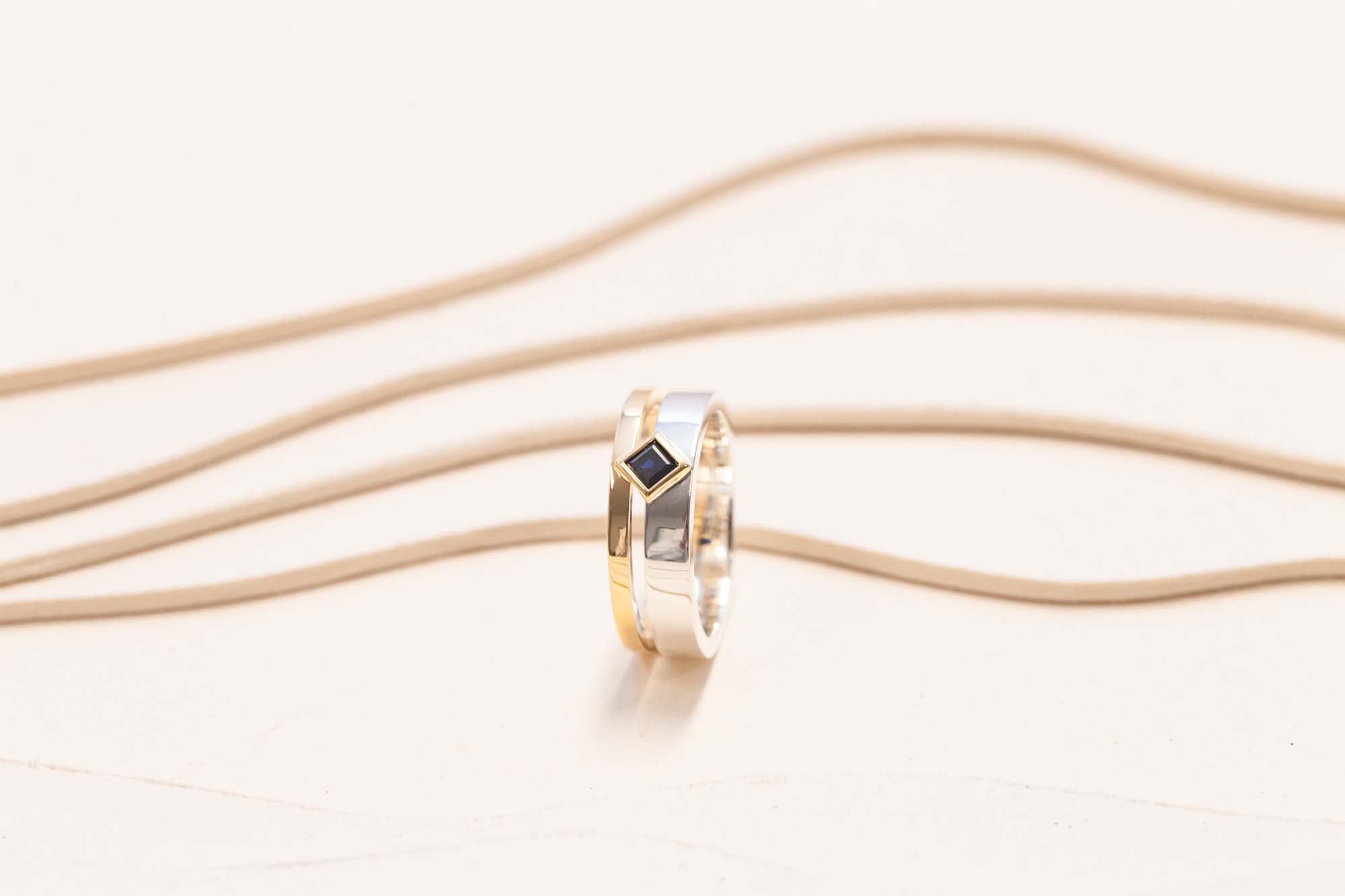 Bague Sérac Double Saphir Bleu Carré